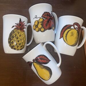Set of 4 MCM Vintage FF Coffee- tea mugs Plum Pear Grapes Pineapple yellow gold